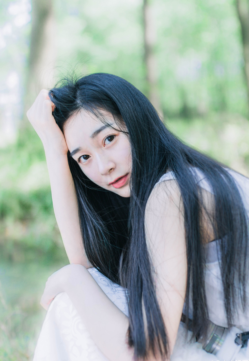 “唉~”